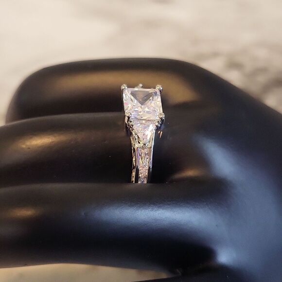 Size 9 Square Cut White Zircon Princess Style Ring for special gift New - Picture 6 of 12